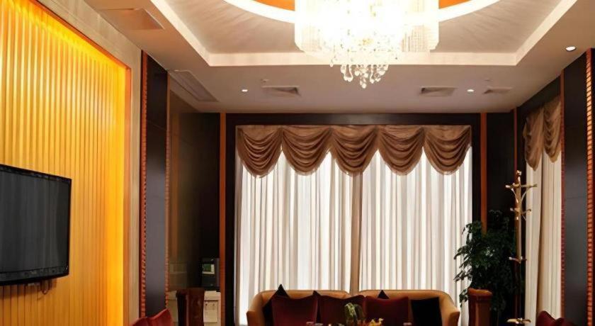 Fortune Hotel Longyan Exterior photo