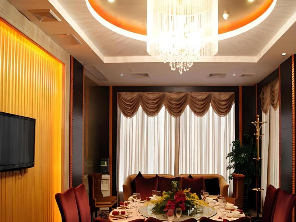 Fortune Hotel Longyan Exterior photo